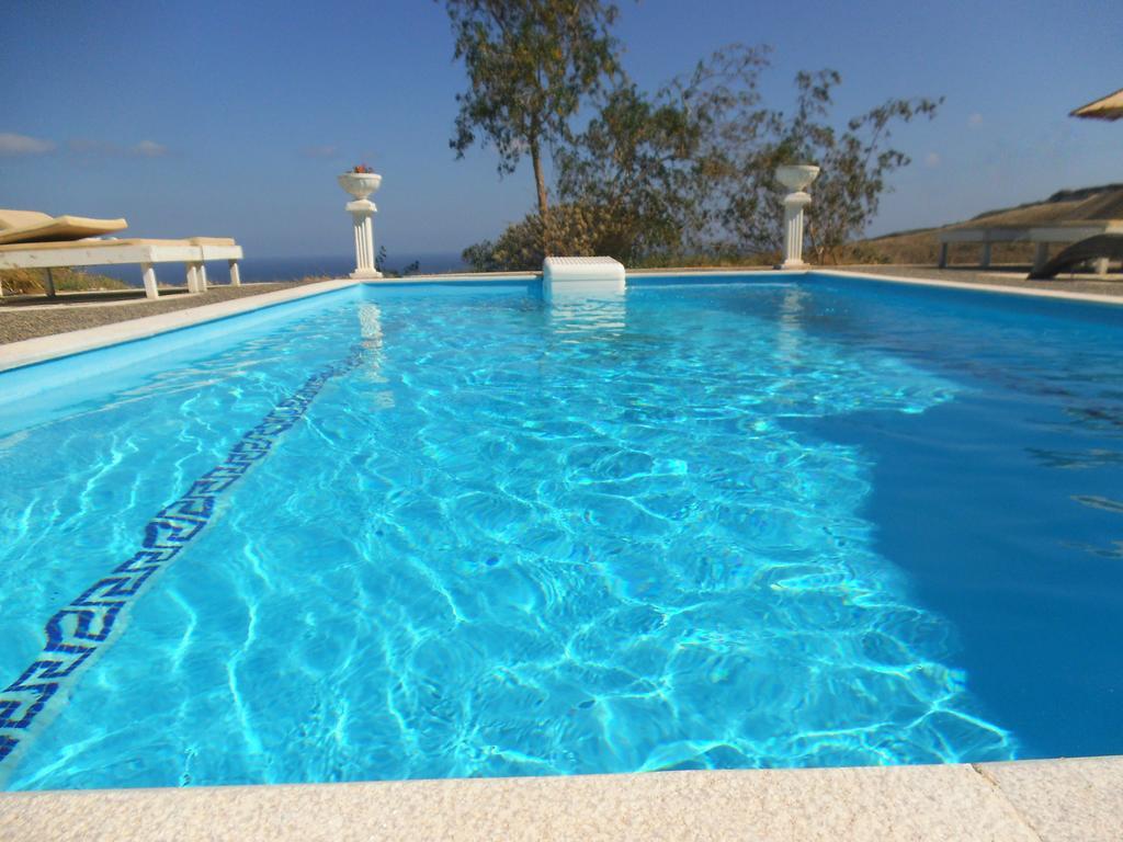 Santorini Traditional Apartment