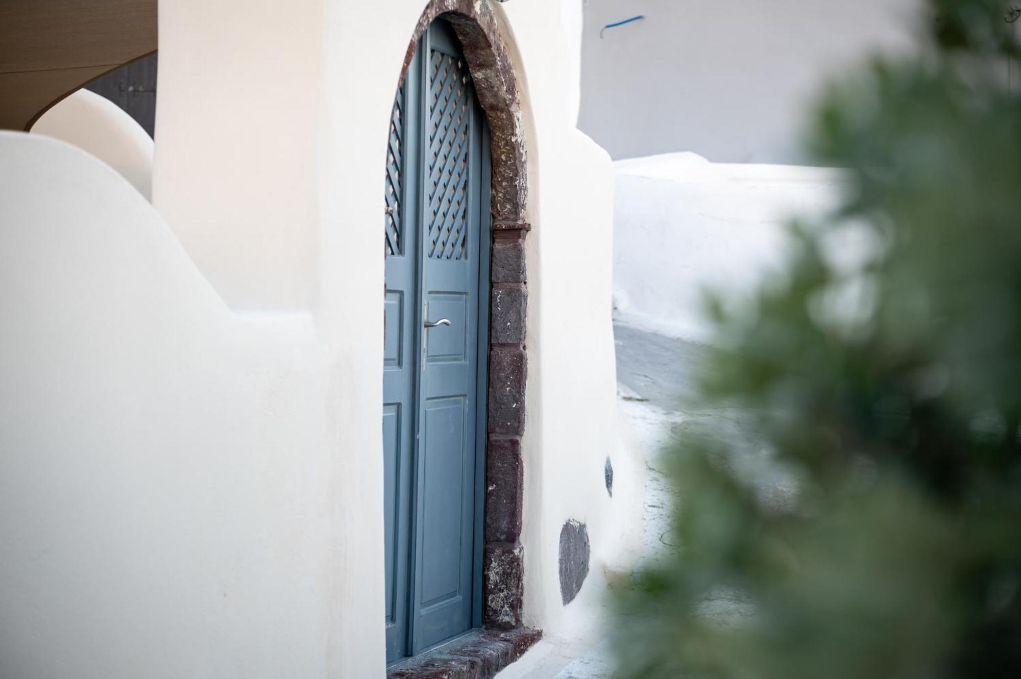 Lotza Oia (Santorini)