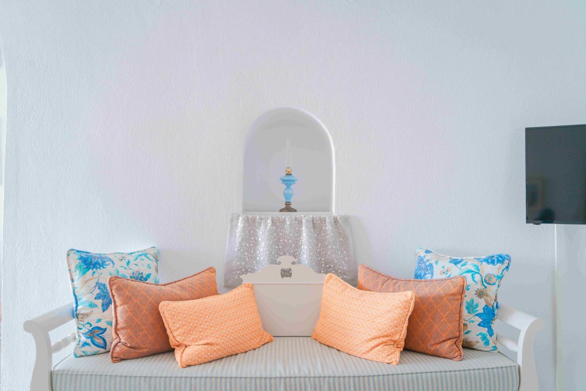 Spitia Tzitzi Apartment Imerovigli (Santorini)