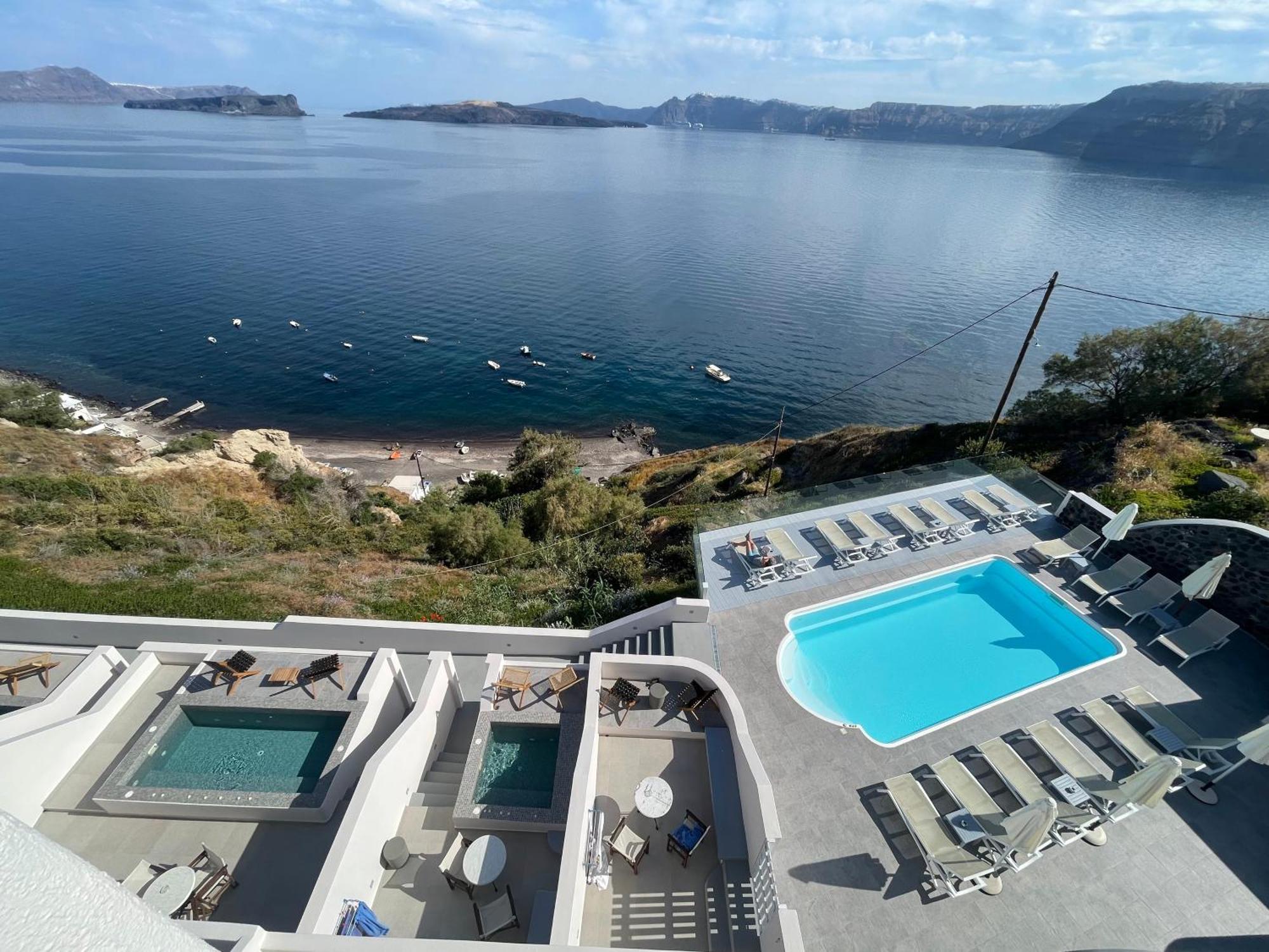 Kokkinos 3* Akrotírion