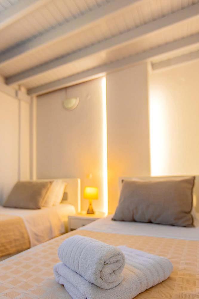 Phaos Santorini