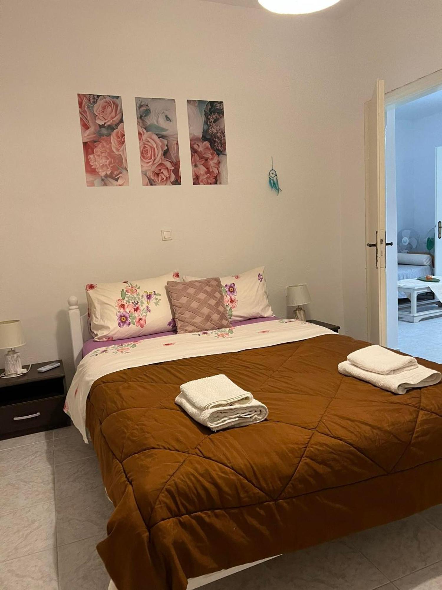 Sagma Beach Rooms Bed & Breakfast 2*