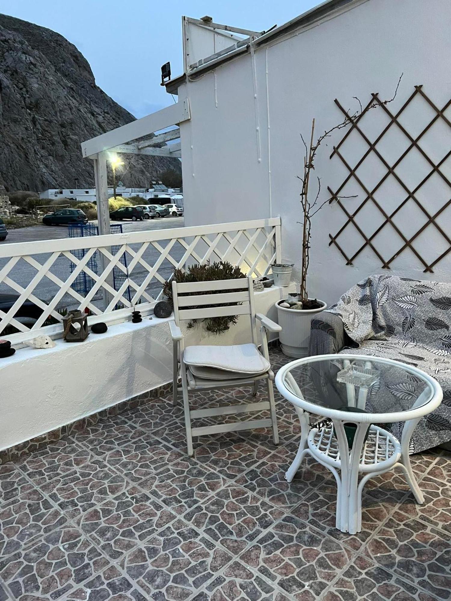 Bed & Breakfast Sagma Beach Rooms Perissa (Santorini)