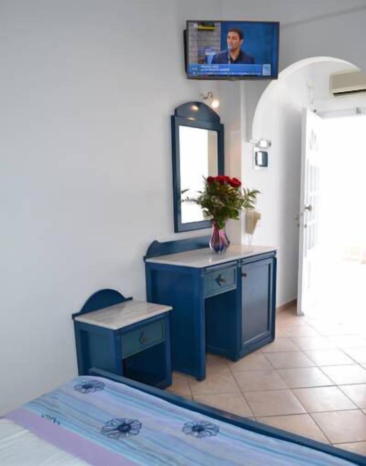 B Apartment Fira (Santorini)