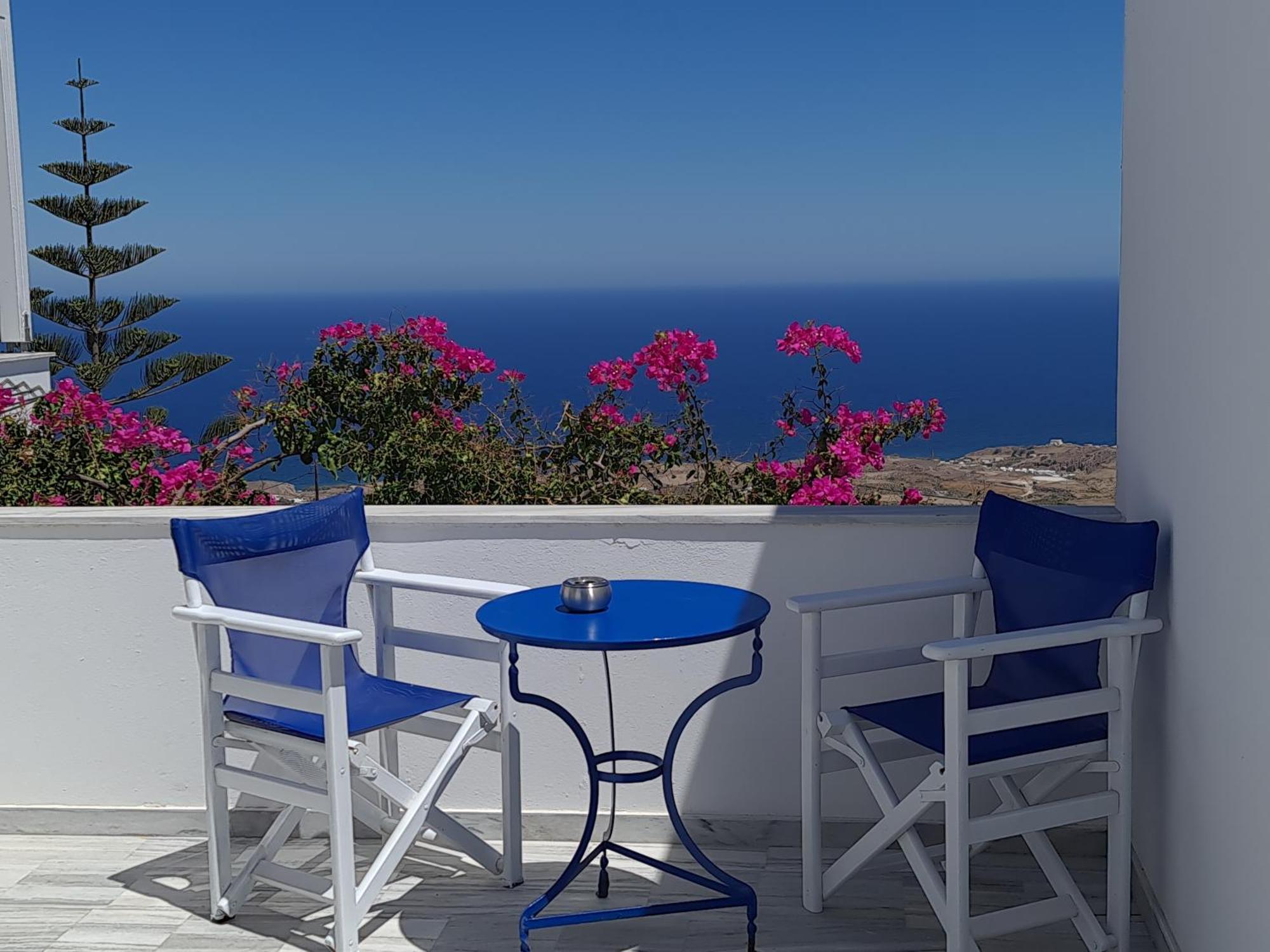 Hotel Phaos Santorini 3*