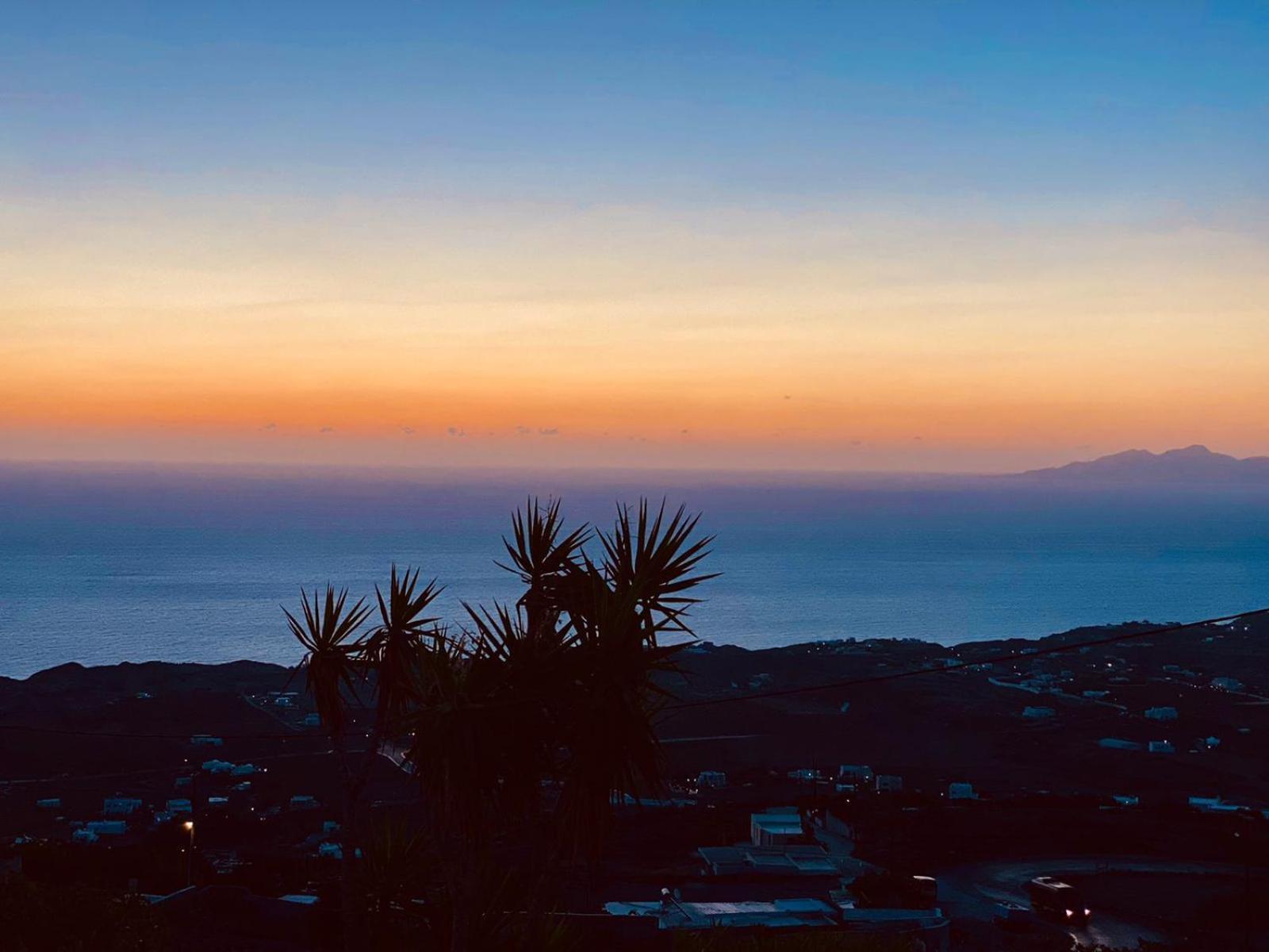 Hotel Phaos Santorini 3*