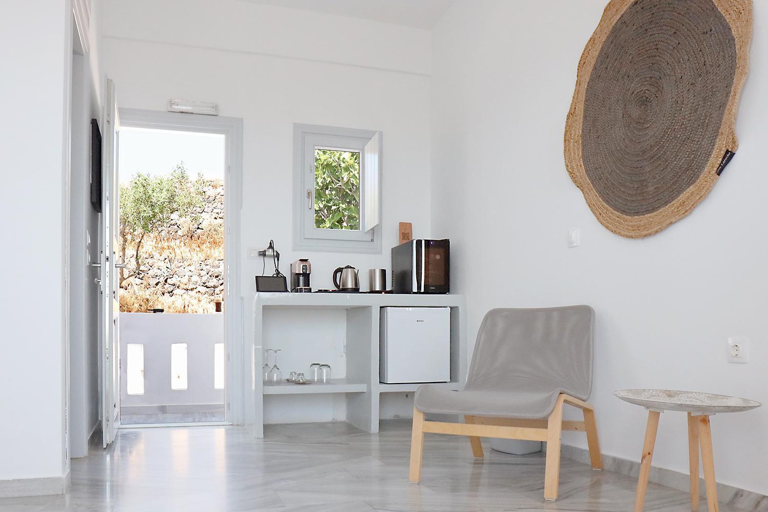 Phaos Santorini 3*