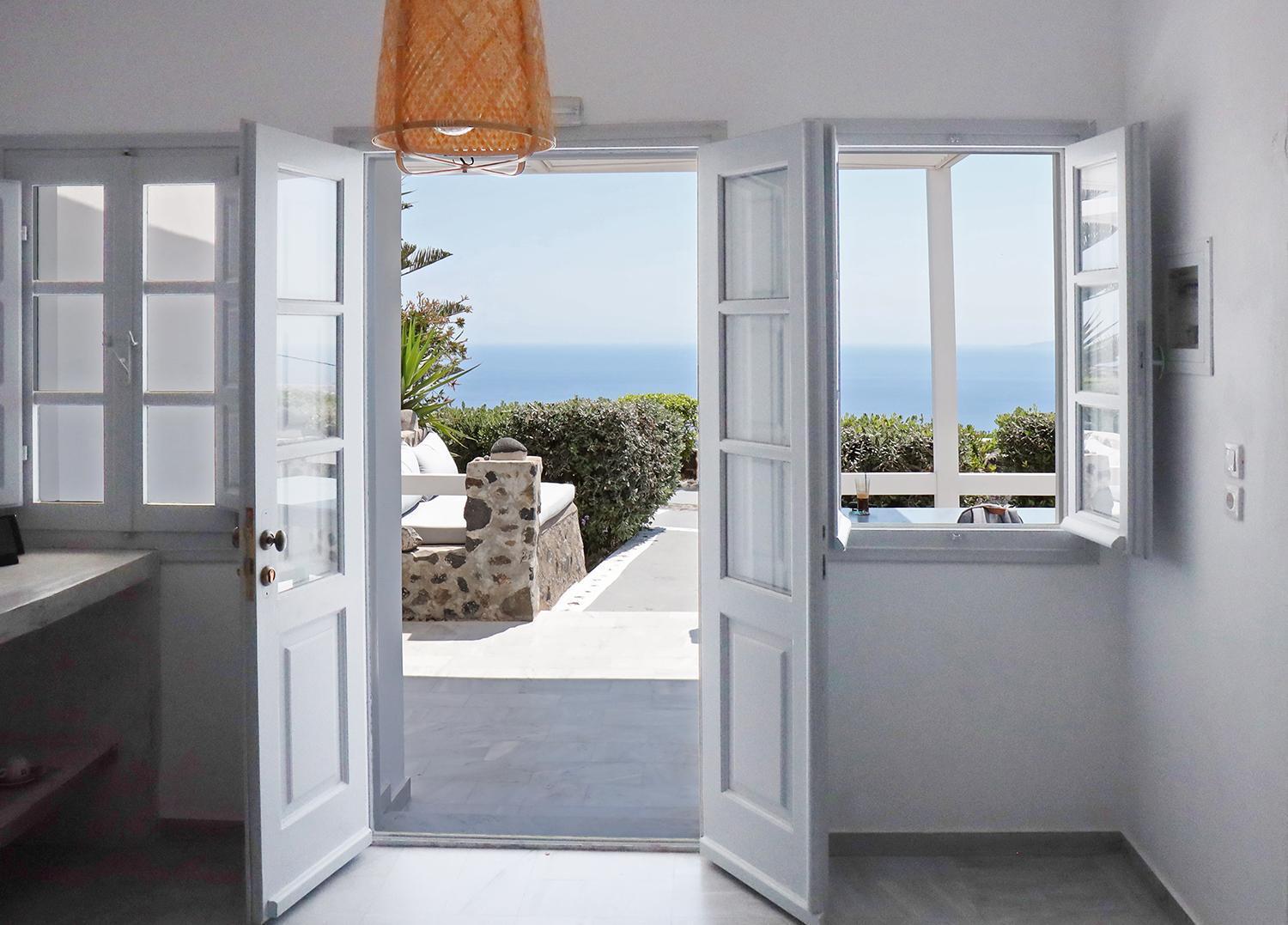 Phaos Santorini Hotel 3*