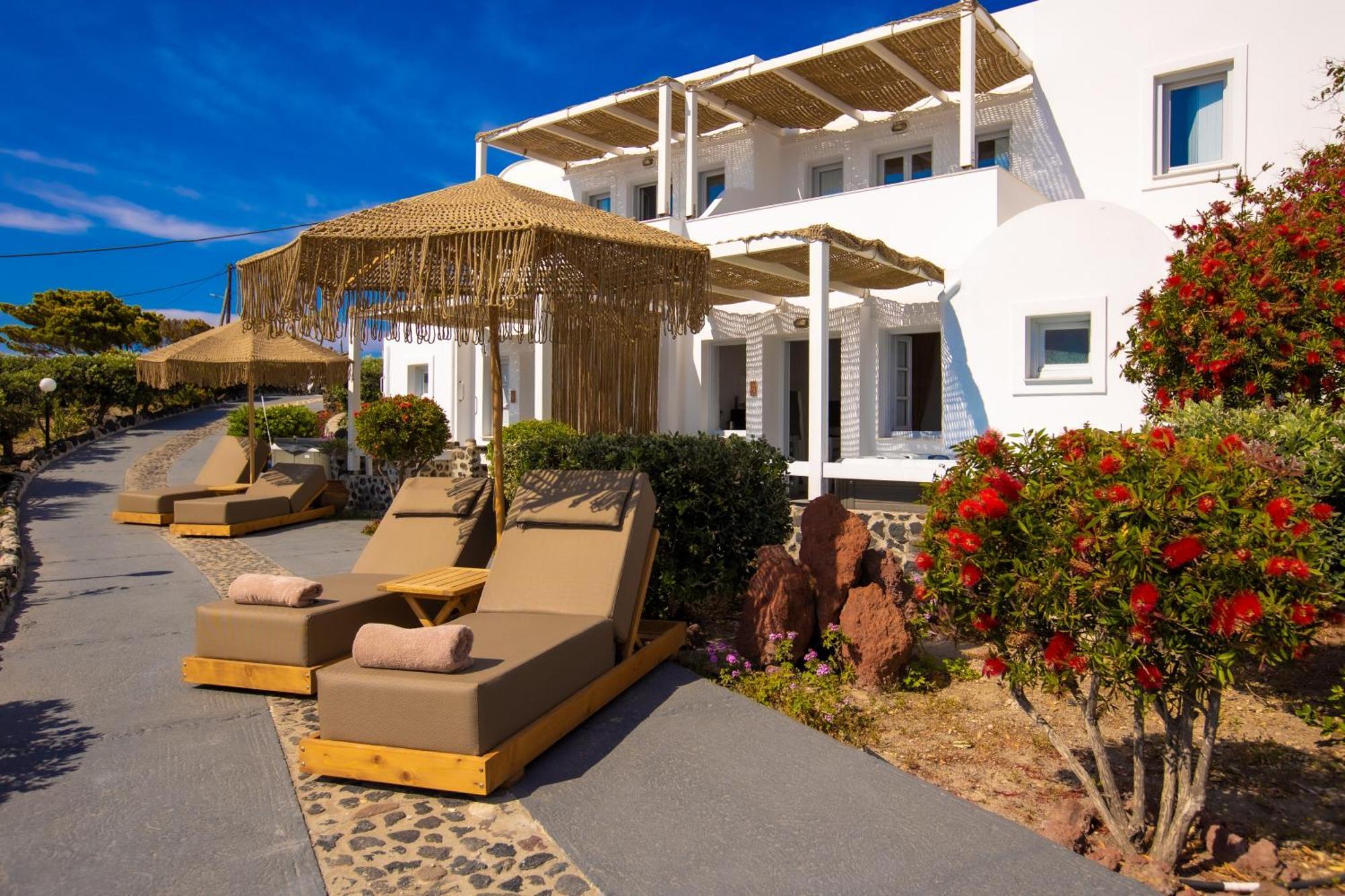 Phaos Santorini Hotel 3*