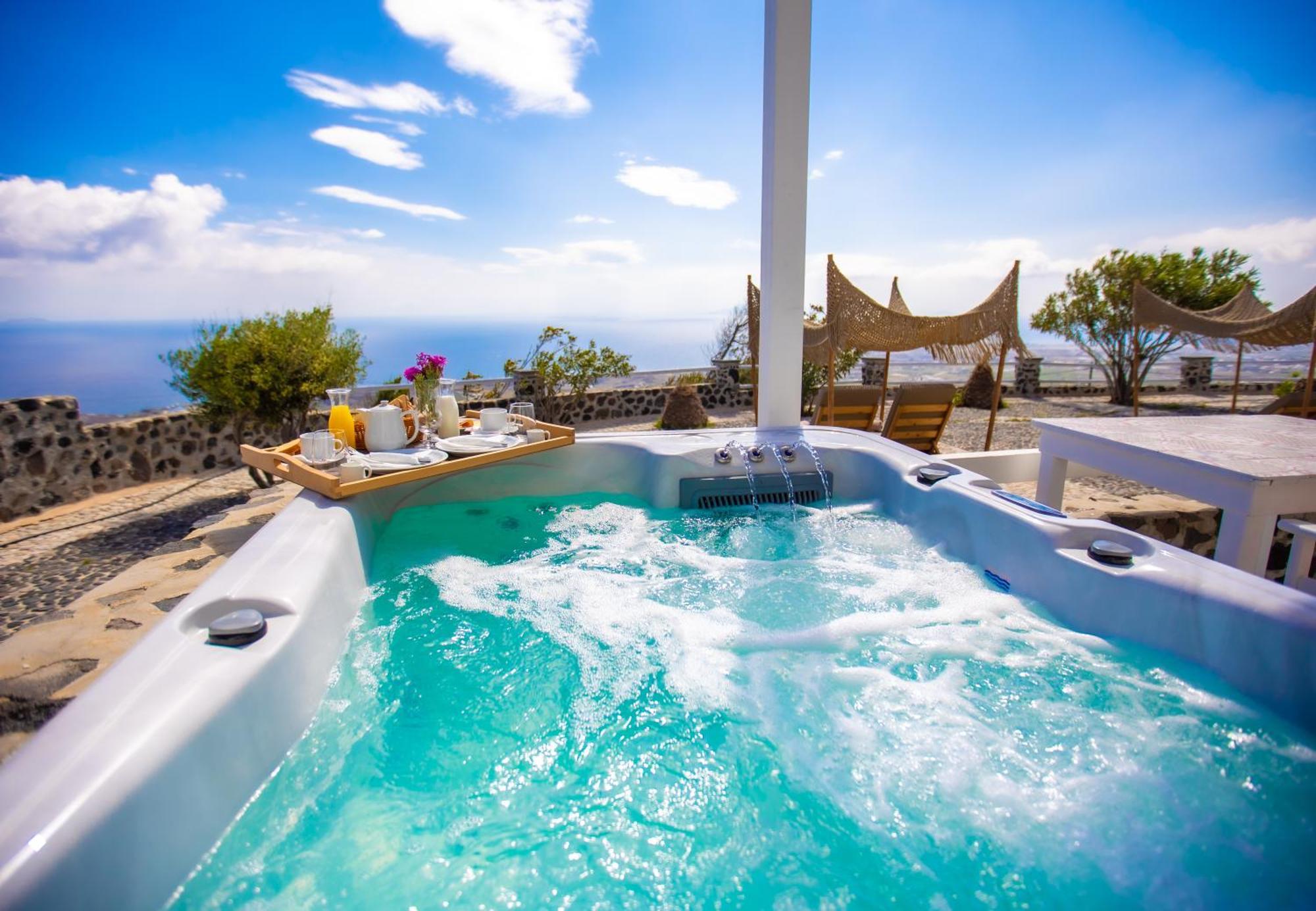 Phaos Santorini Hotel