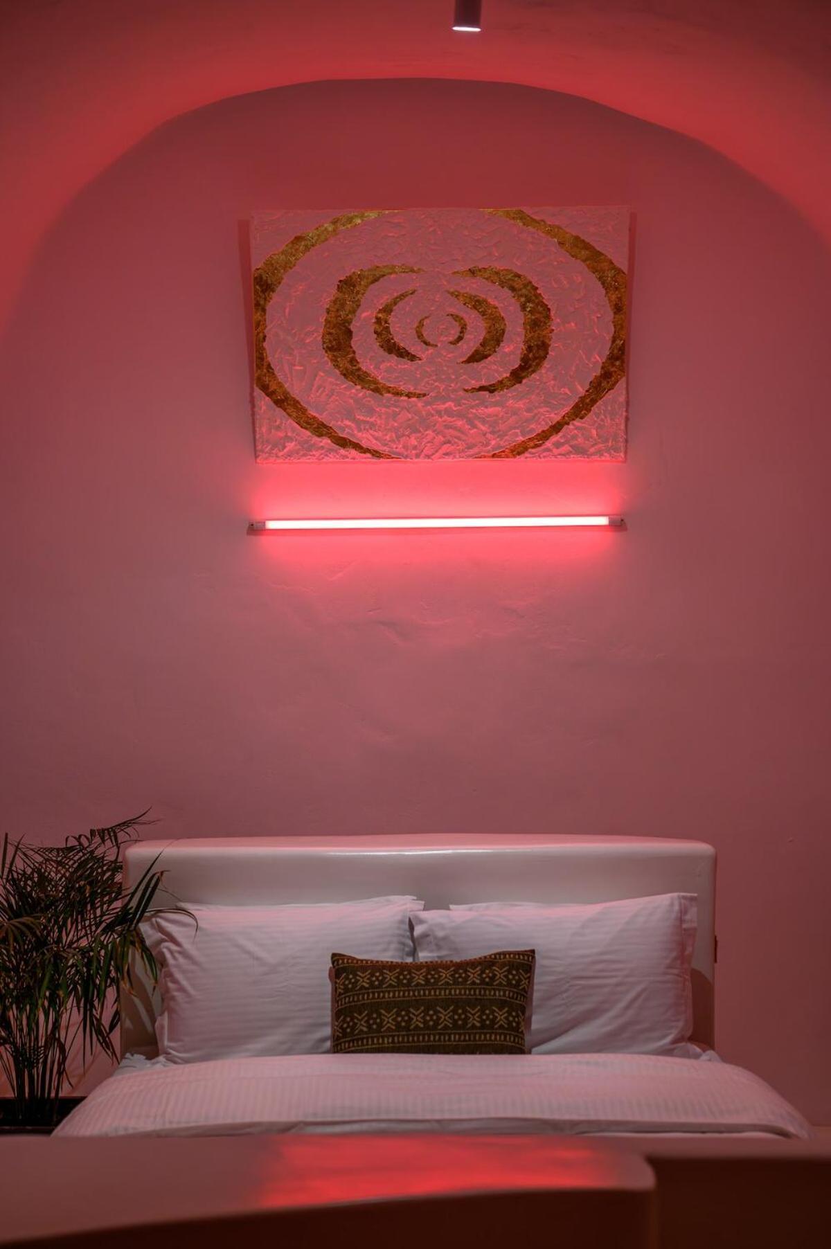 Canyon Santorini Apartment *