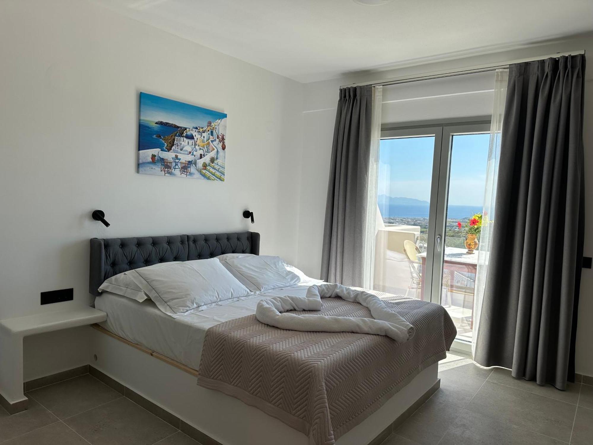 Hotel Lovely Hot-l 4*
