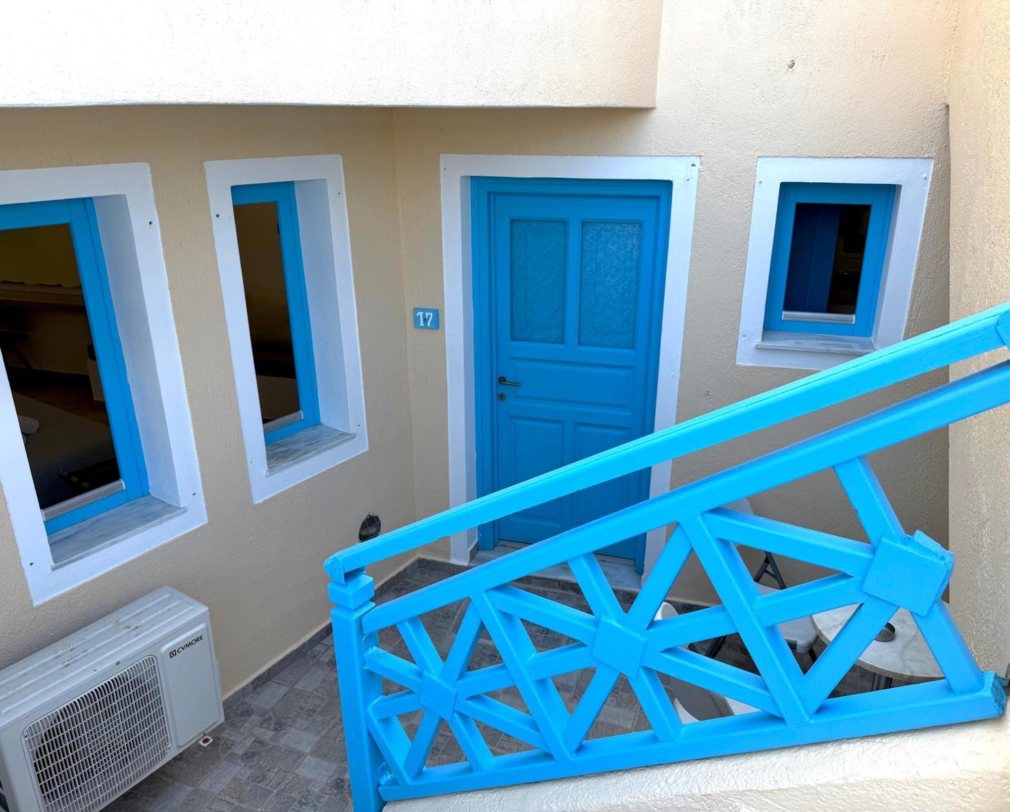 Hotel Bay Perissa (Santorini)