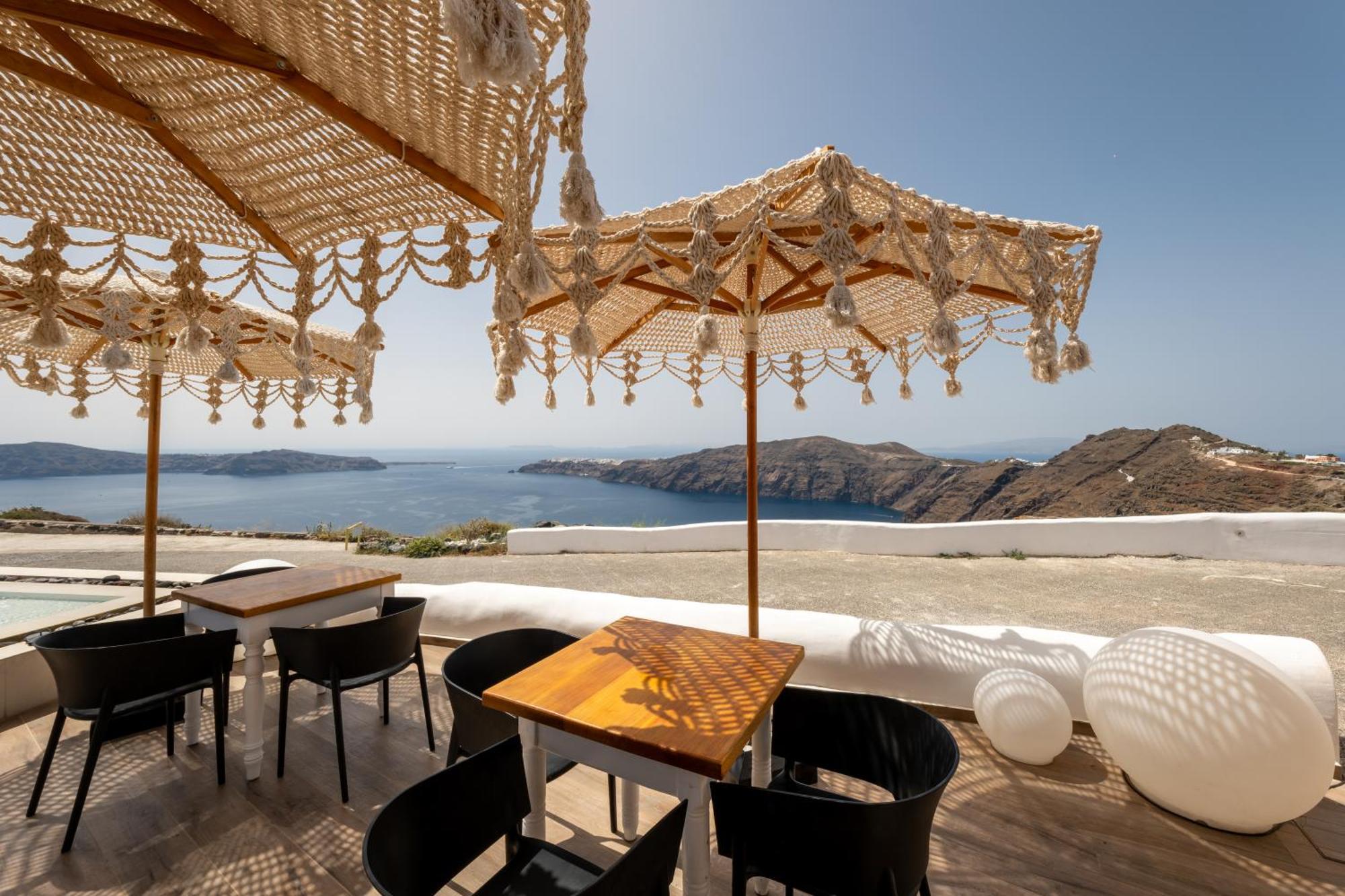 Amaze 5* Imerovigli (Santorini)