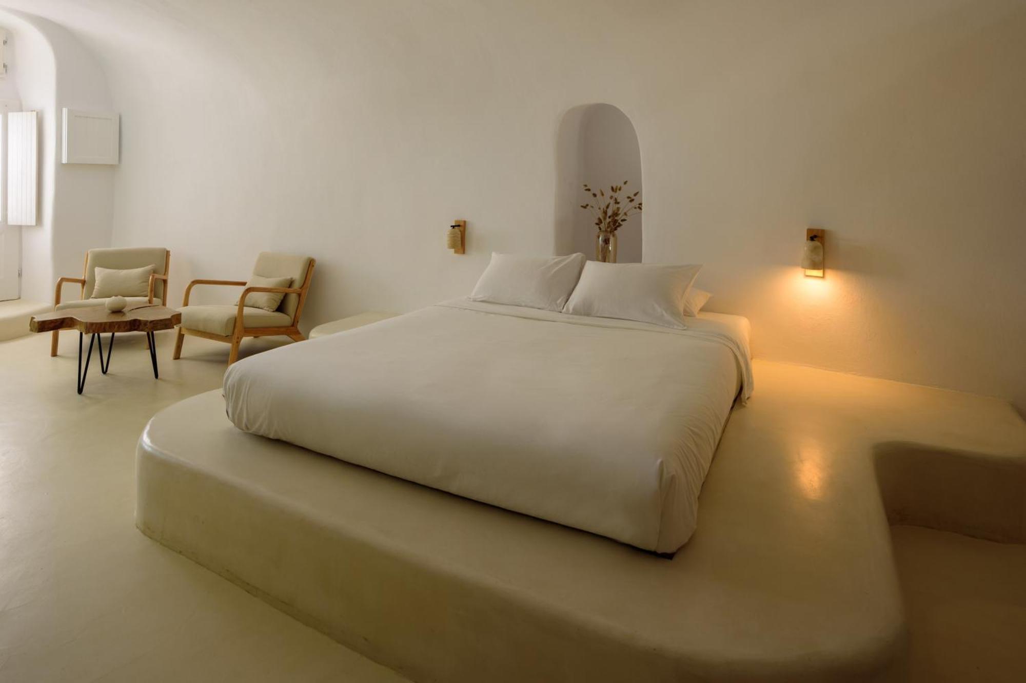 Canvas Oia (Santorini)