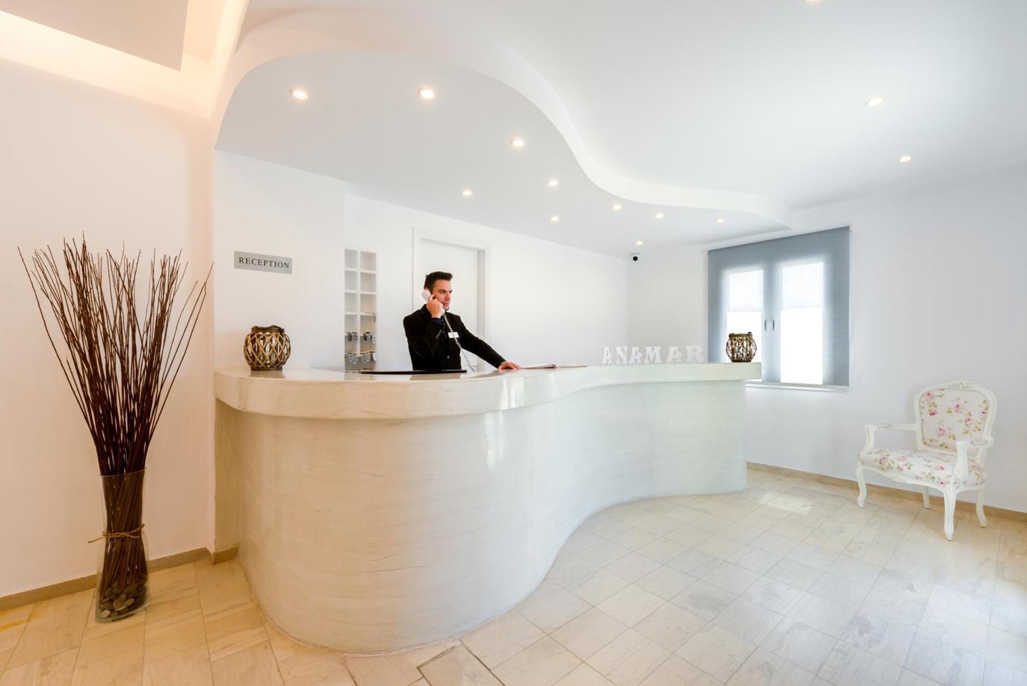 Anamar Santorini Hotel