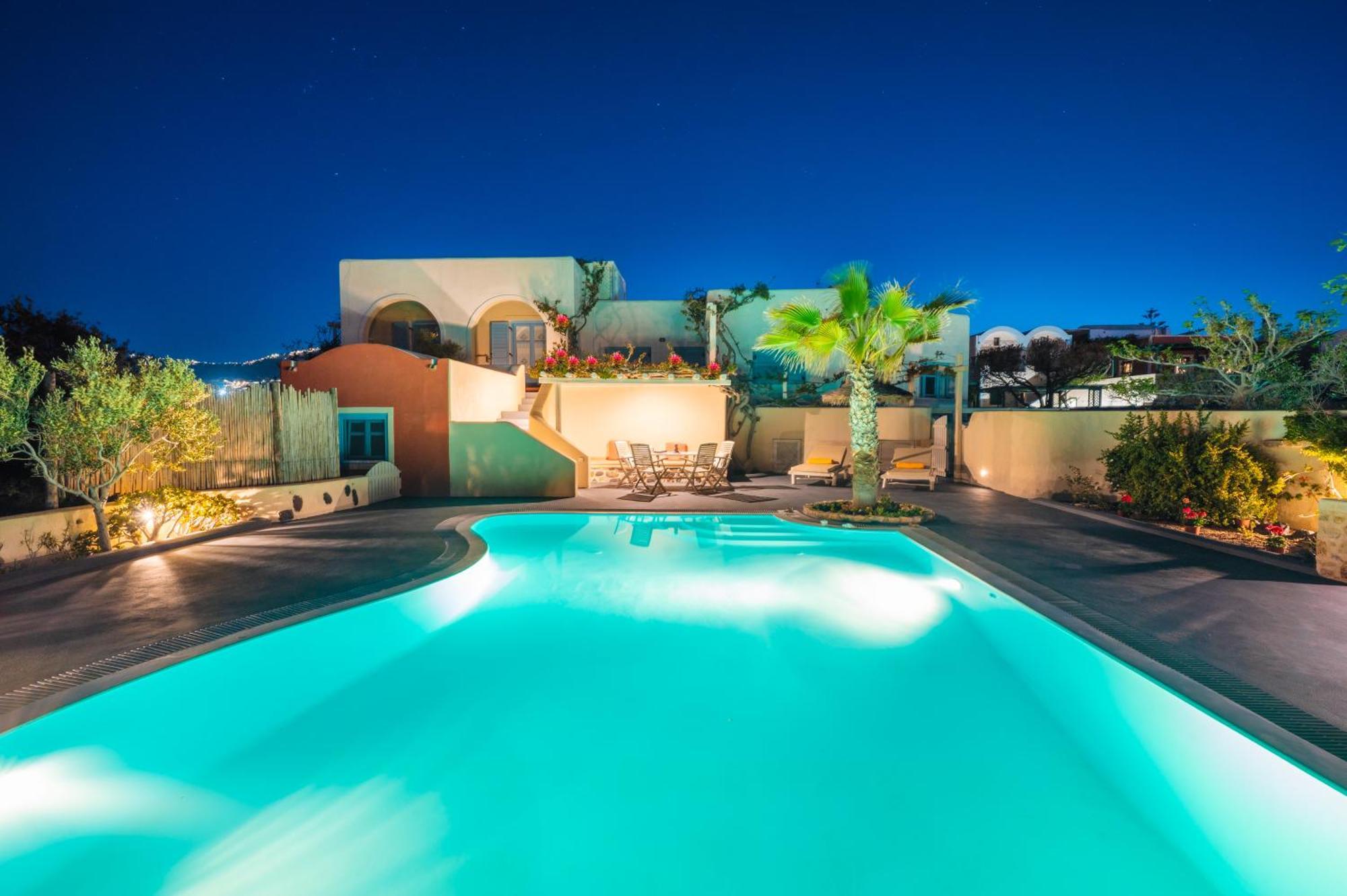 Theros Houses Santorini Holiday home *