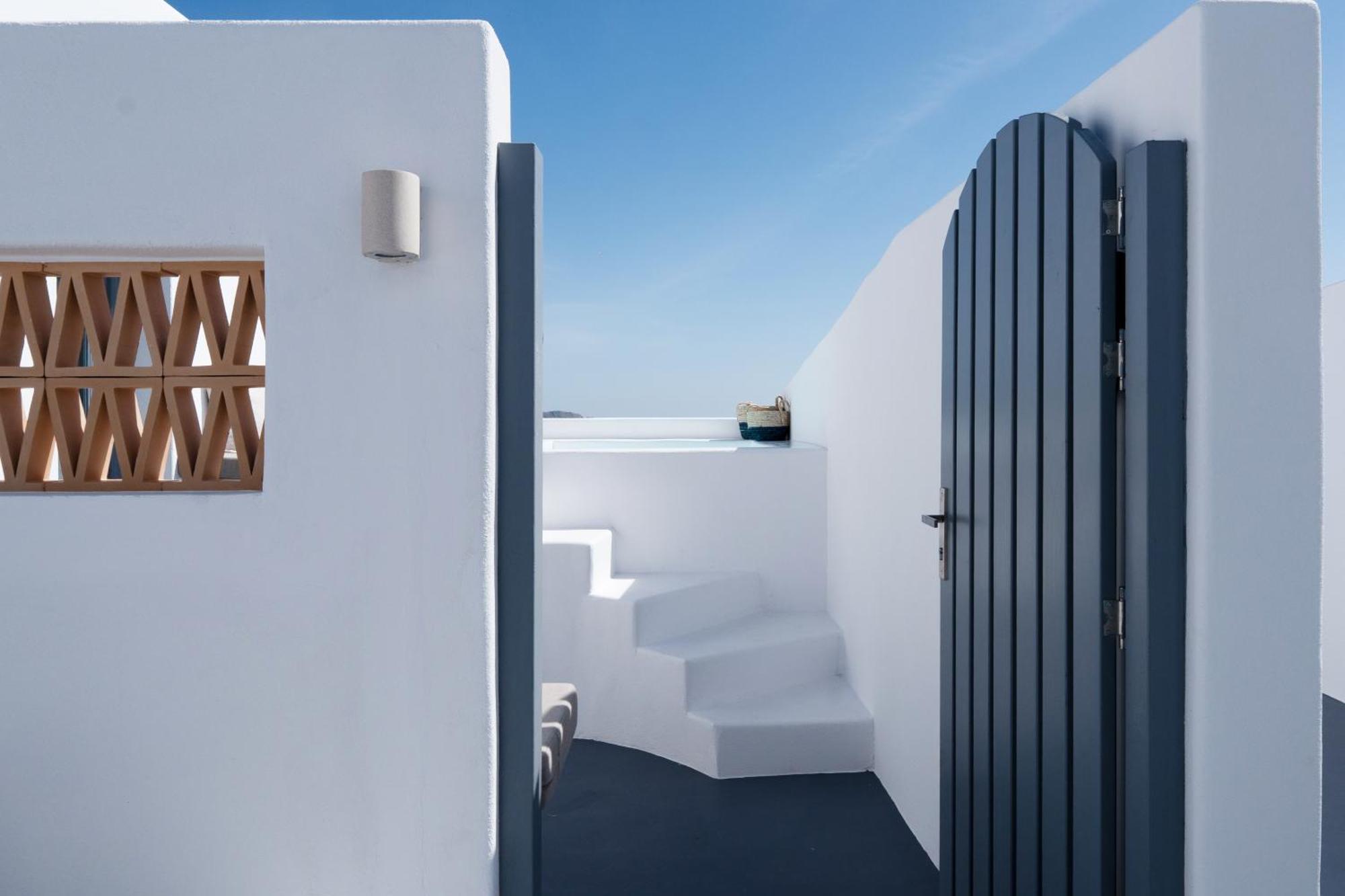 Cilon Santorini Hotel