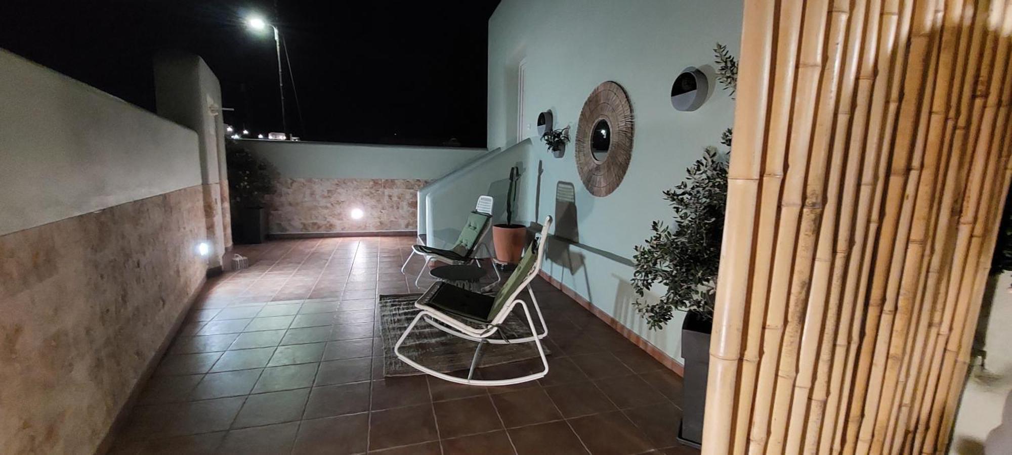 Votrishouse Fira (Santorini)