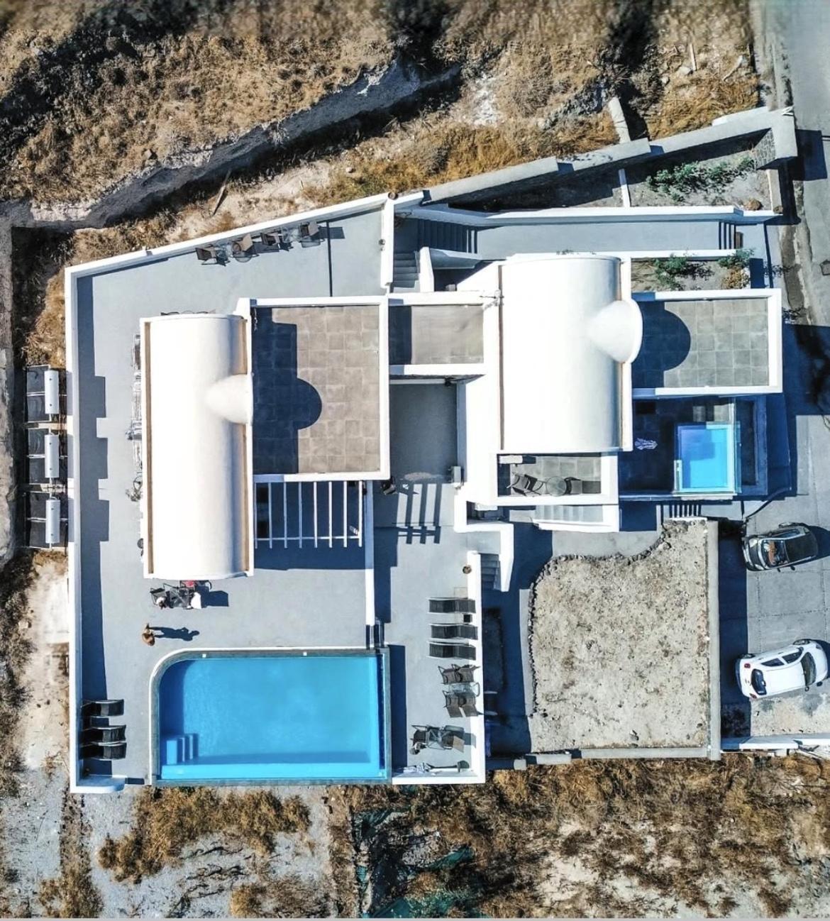 White Element Aparthotel *