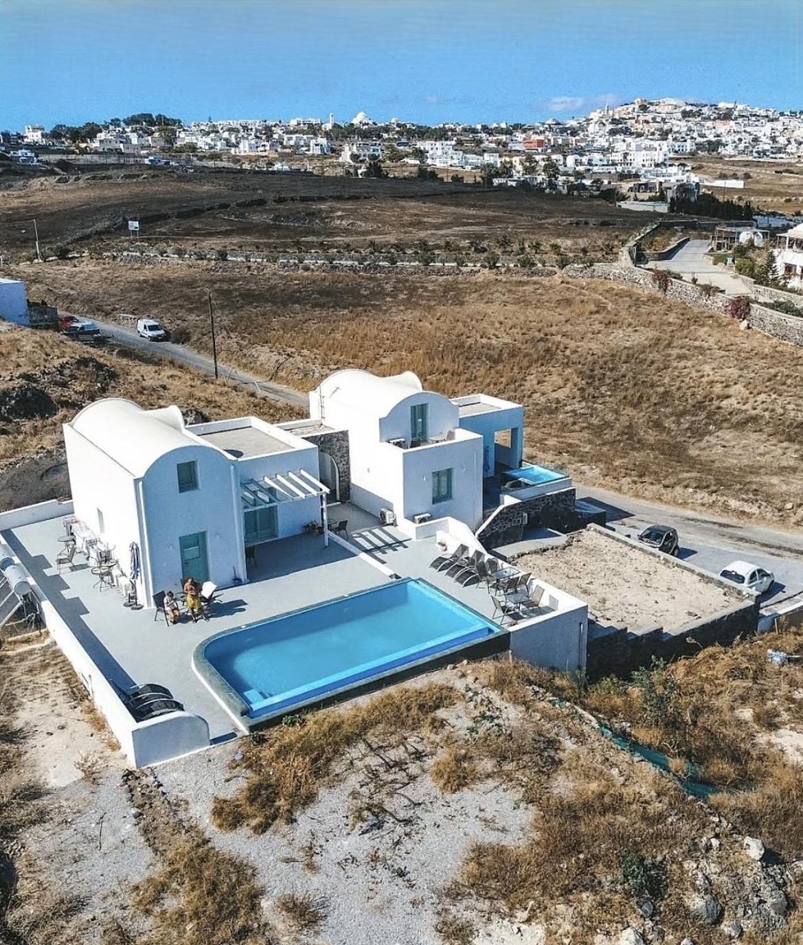 White Element Aparthotel *