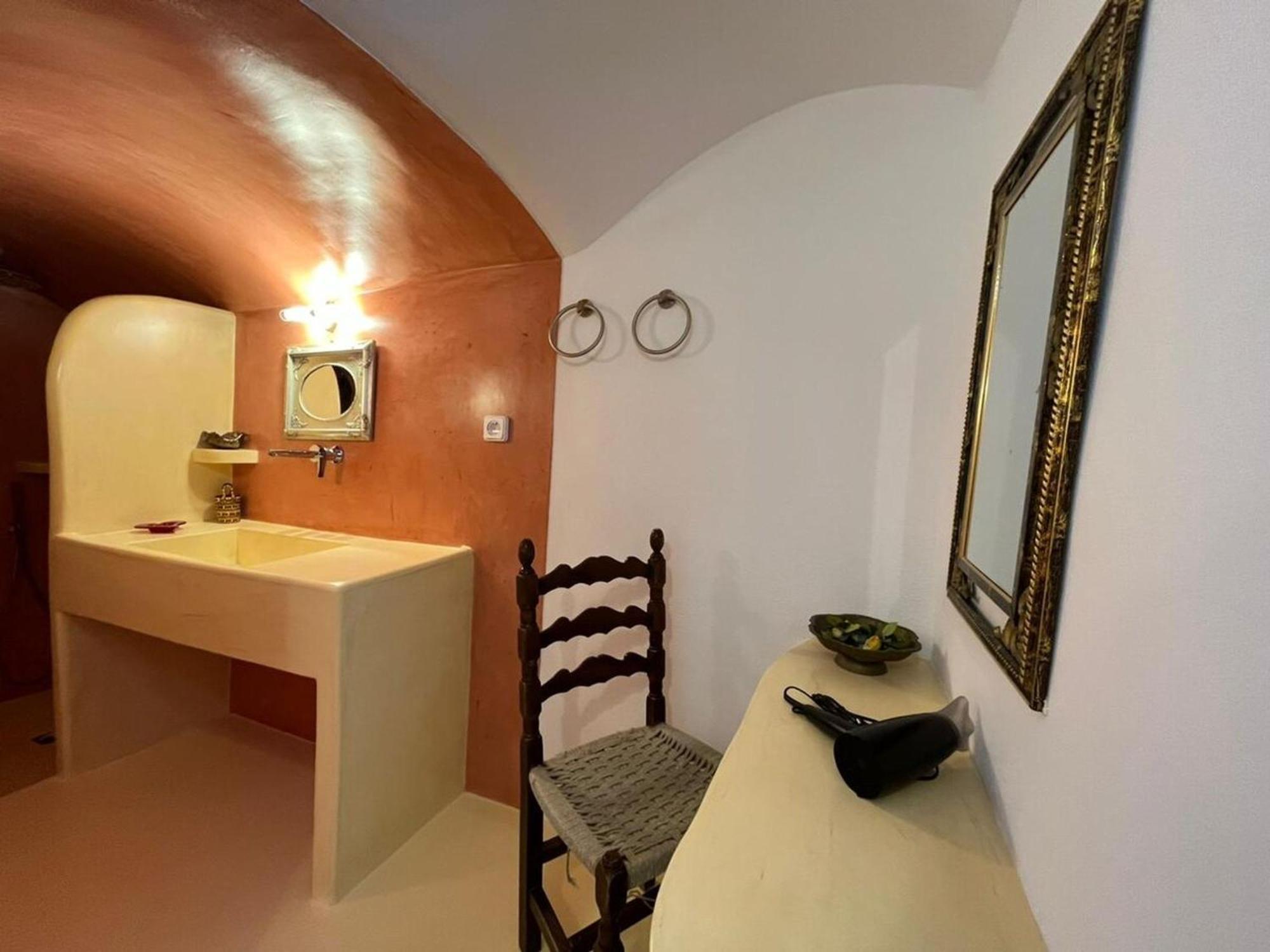 Holiday home The Commander's House Emporio (Santorini)