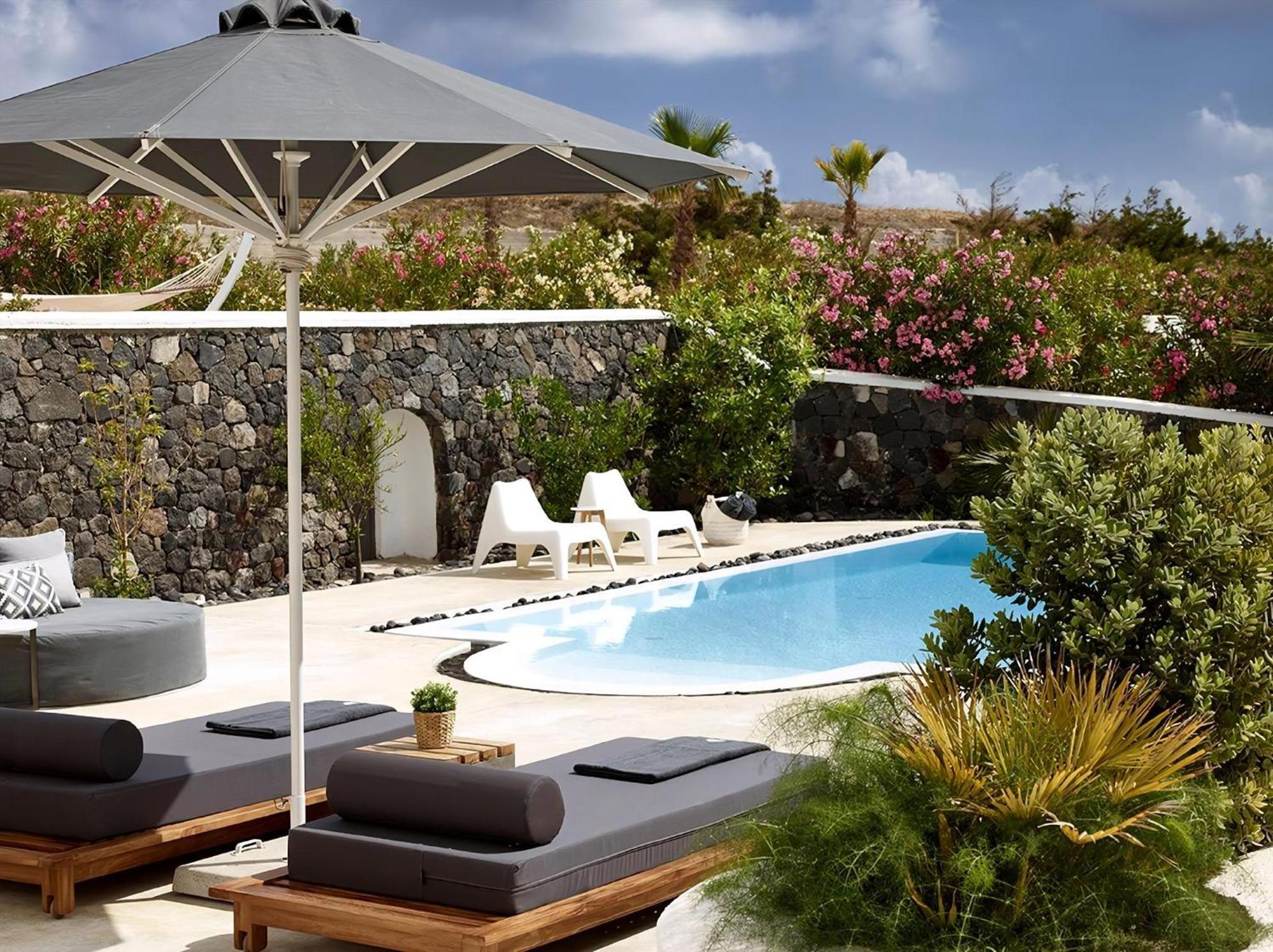 Aqua: Modern Santorini Retreat With Private Pool *