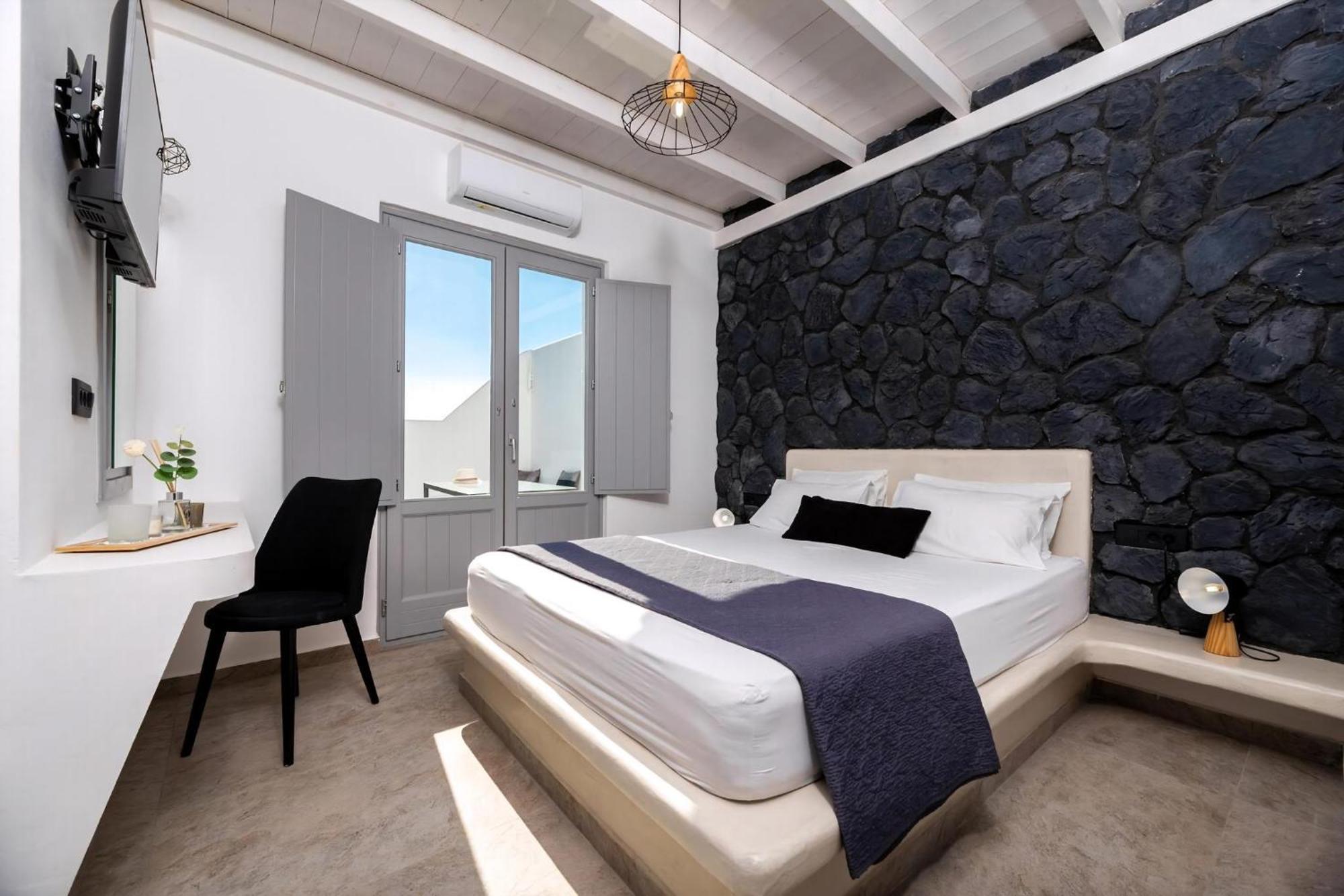 Flv Superior Villa With Private Heated Pool 2 Bedrooms Santorini Perissa (Santorini)