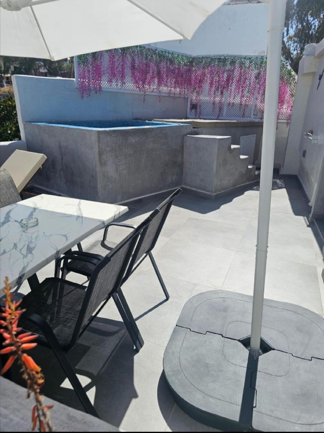 The Muses Of Santorini Private Jacuzzi Apartment Vothon