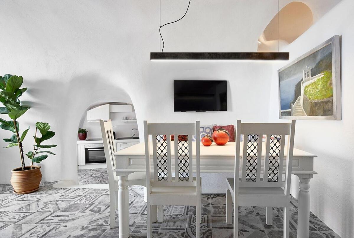 Pousada Two Cave With Garden Courtyard Megalochori (Santorini)