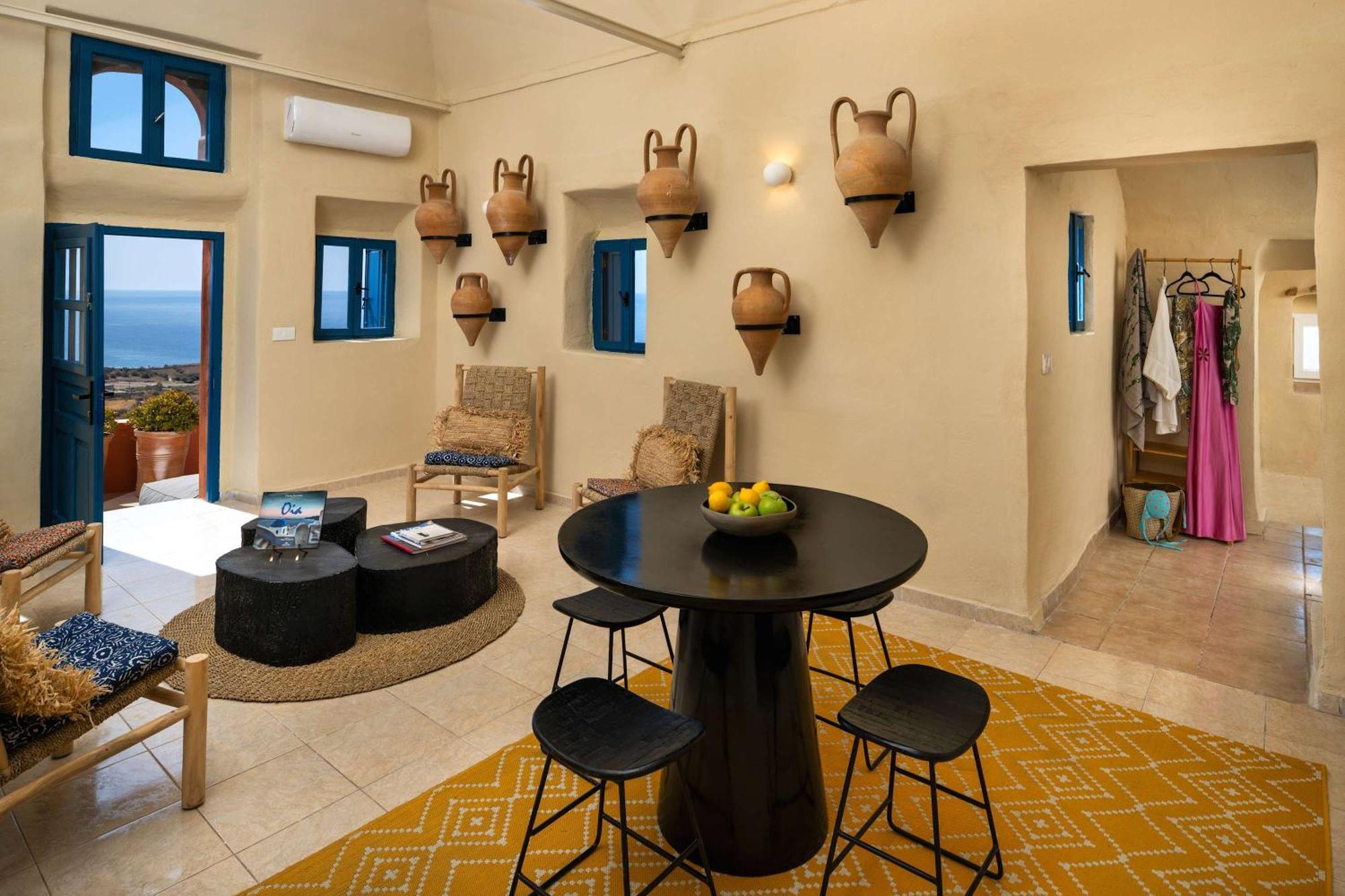 Amphora Aelia Gem - Akrotiri Seaview Getaway *