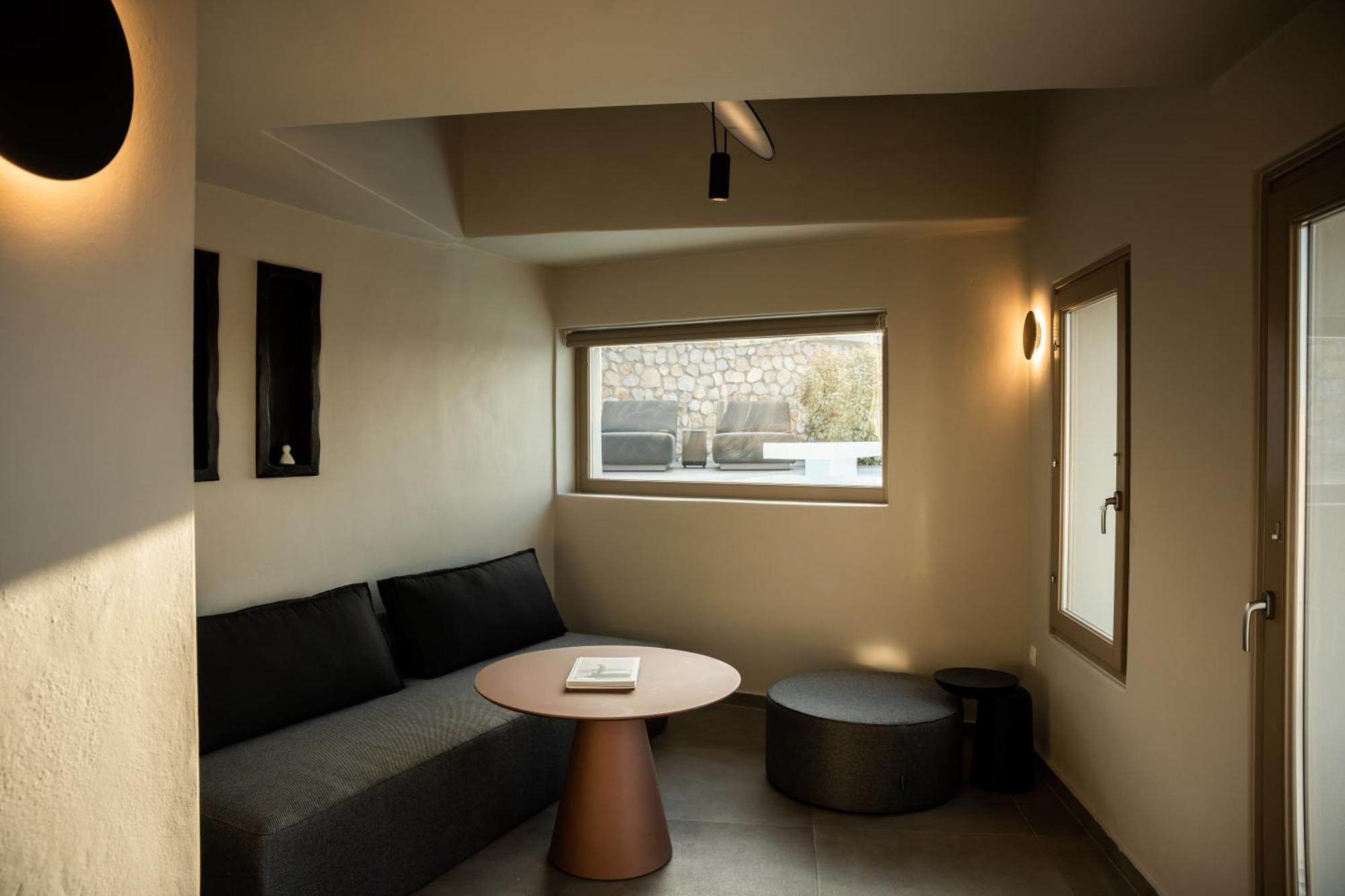 Black Diamond (adults Only) 4*