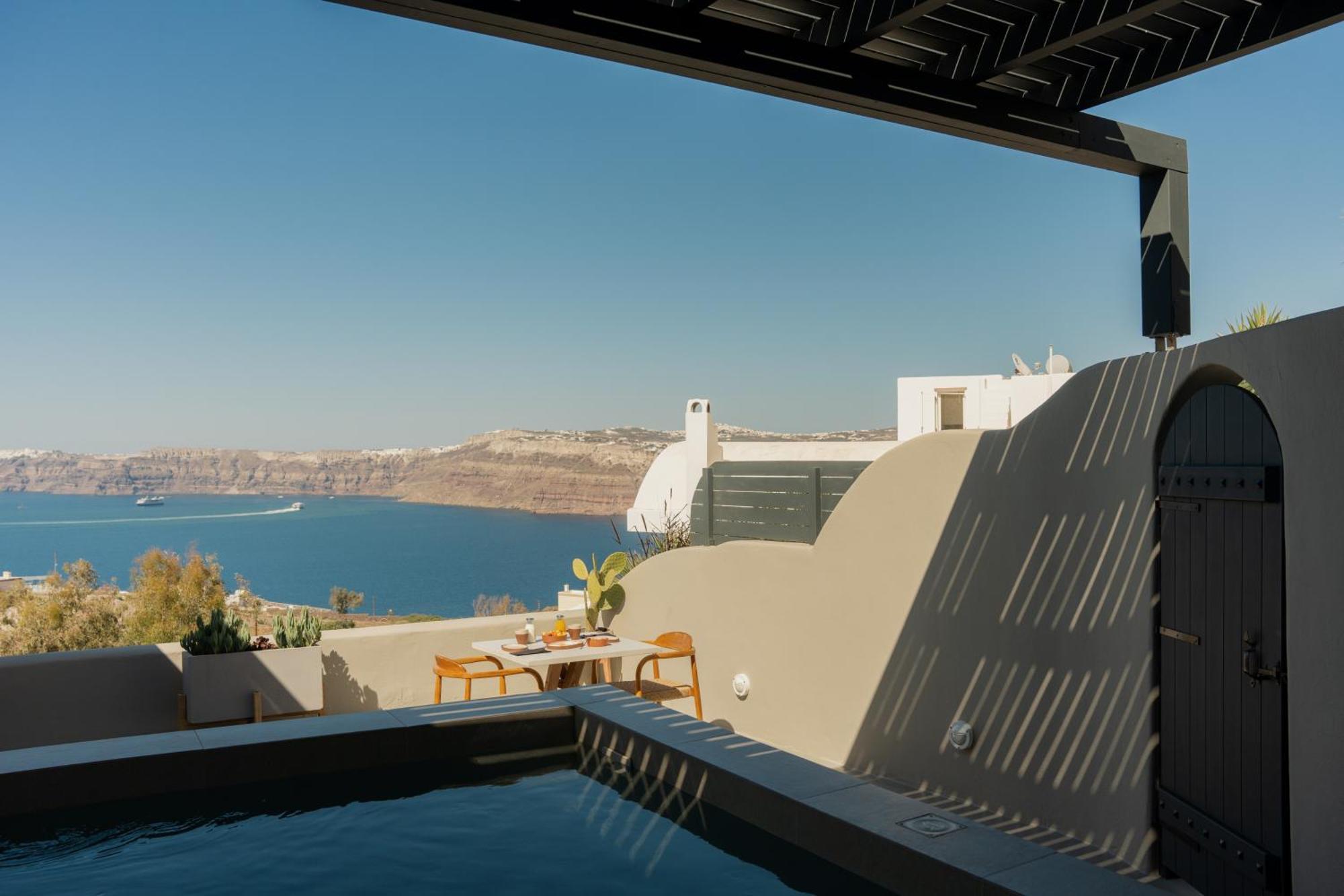 Black Diamond (adults Only) Akrotiri (Santorini)