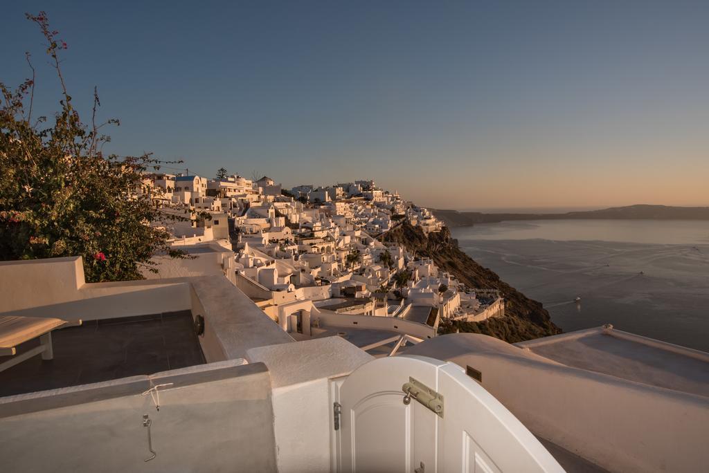 Karpimo Horizon - Caldera View With Private Hot Tub *