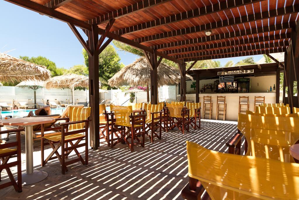 Aparthotel Rena Perissa (Santorini)
