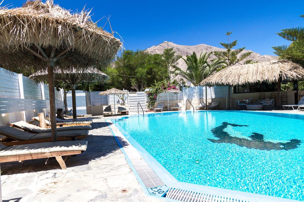Rena Aparthotel *