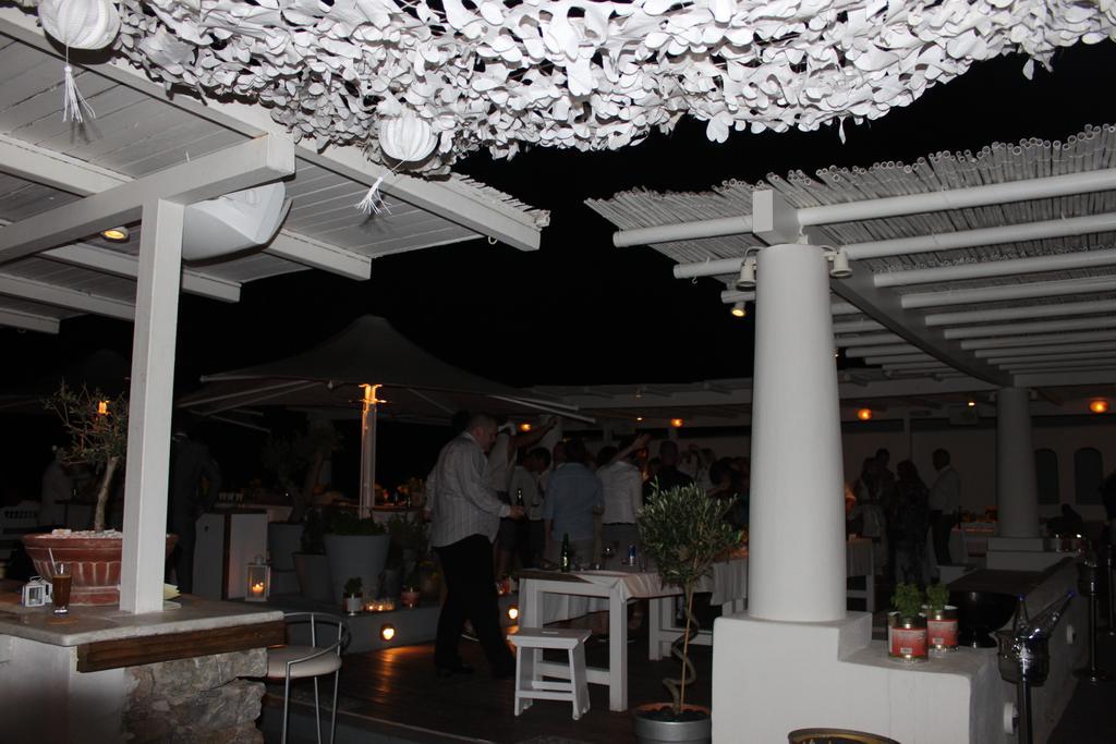 Anemos Lounge Hotel
