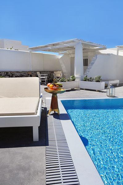 Anemos Lounge Hotel Perissa (Santorini)
