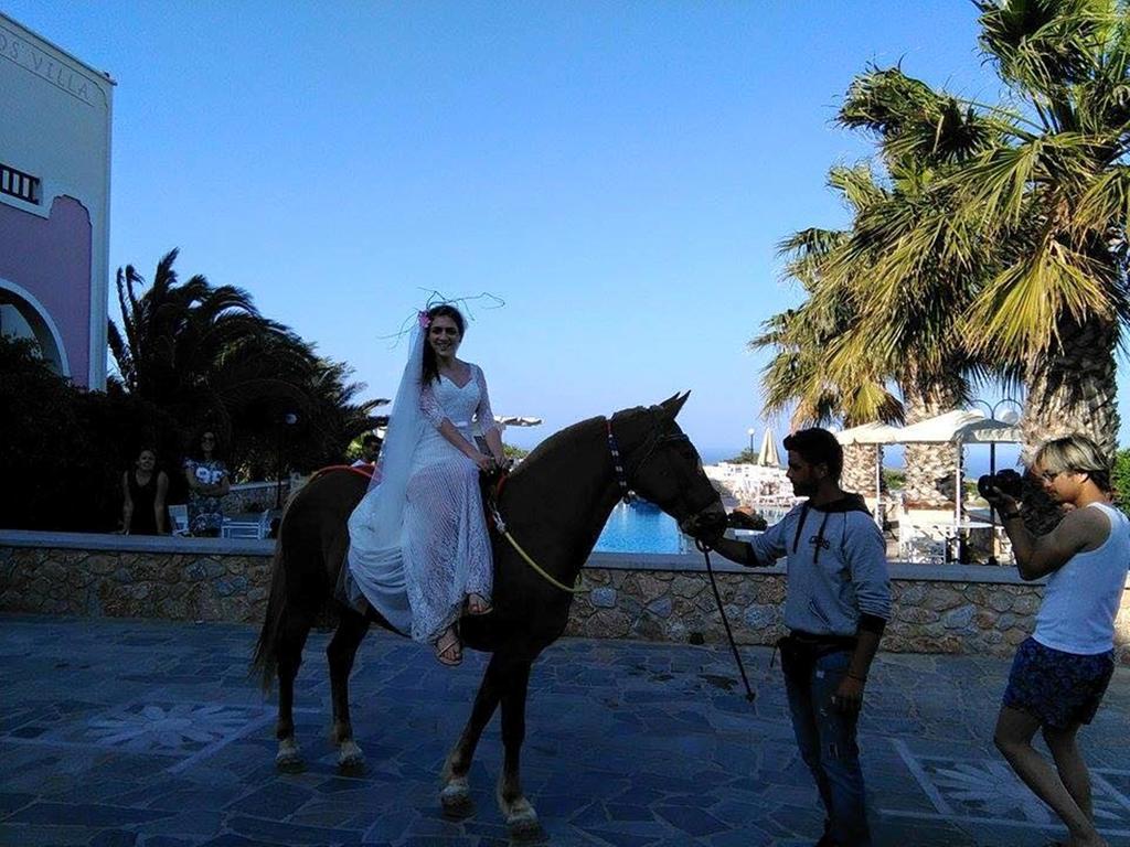 Manos Hotel