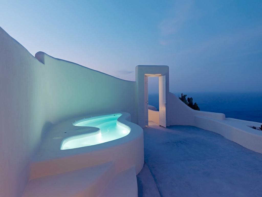 Hotel Dome Santorini 4*