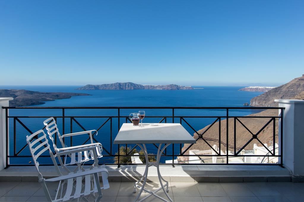 Renos Hotel