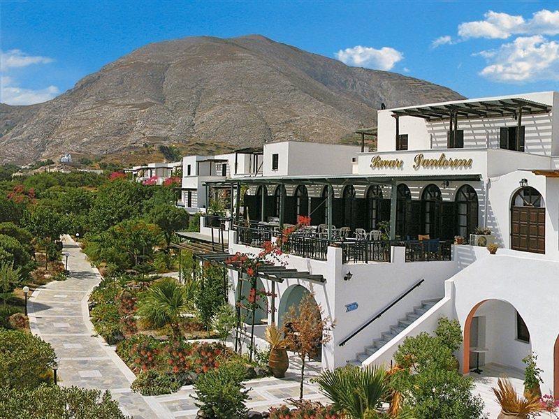 Rivari Santorini Kamári