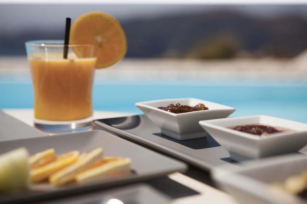 Amaze 5* Imerovigli (Santorini)