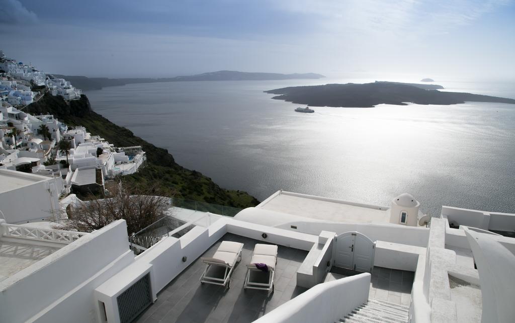Villa Karpimo Horizon - Caldera View With Private Hot Tub Firostefani