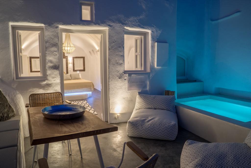 Canvas Villa
