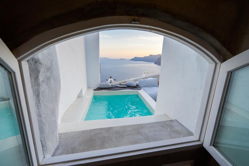 Canvas Villa *
