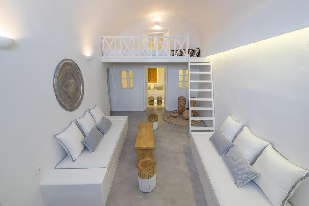 Canvas Villa