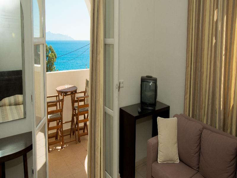 Terra Blue Santorini Hotel 3*