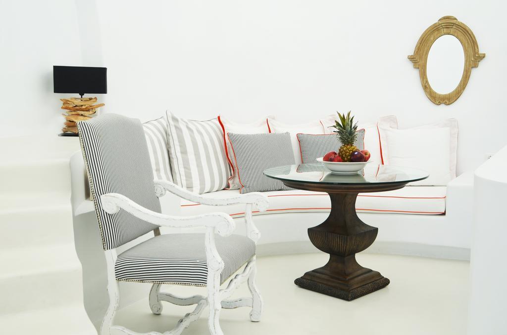 Villa Kamini Santorini Pyrgos Kallistis