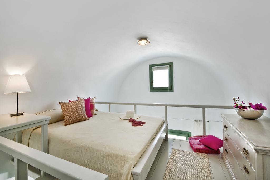 Aura Marina Santorini * Akrotiri (Santorini)